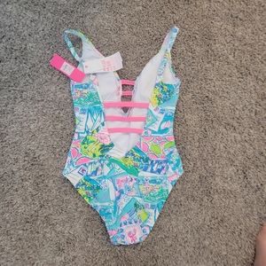 Size 4 Lilly Pulitzer Bathing suit